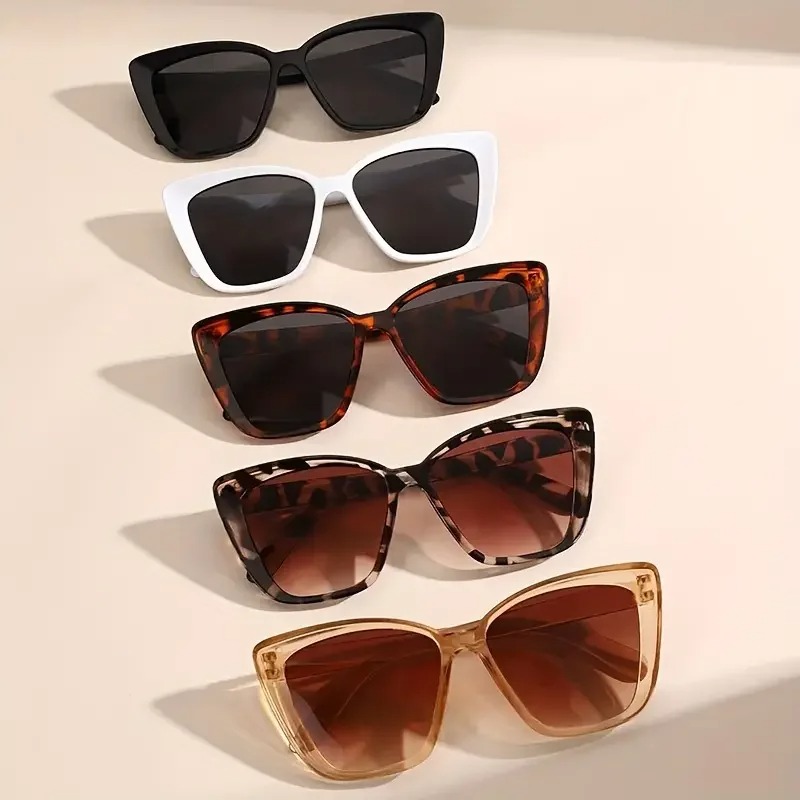 5 Buah Kacamata Hitam Cat-Eye  - Sunglasses Cat Eye ulasan dan harga