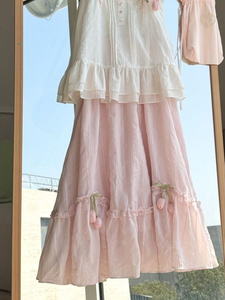 Set Dua Potong Dekorasi Tulip  - Midi Skirt Floral ulasan dan harga
